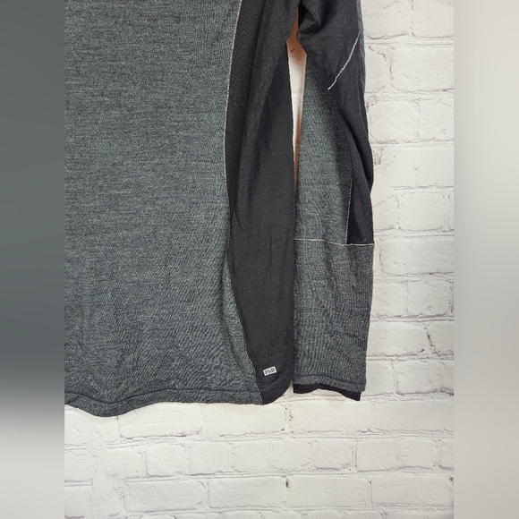 Smartwool Phd Gray and Black Quarter-Zip Pullover - Picture 6 of 6
